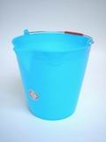 Plastový kbelík s výlevkou 17 lit.